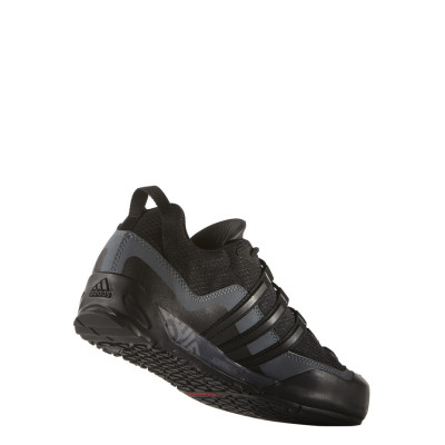 Buty męskie adidas Terrex Swift Solo czarne D67031