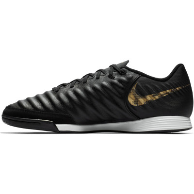 Buty piłkarskie Nike Tiempo Legend 7 Academy IC AH7244 077