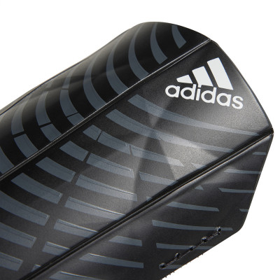 Ochraniacze piłkarskie adidas Predator Training czarne HN6847